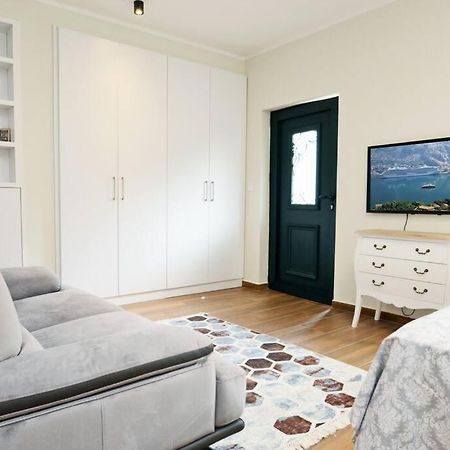 Apartament Urban Escape For Two In Kotor Zewnętrze zdjęcie